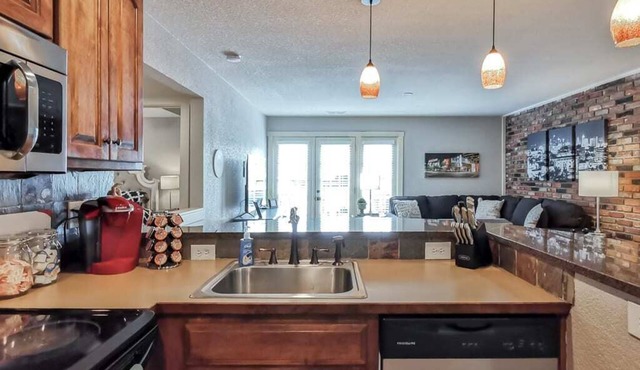 Amazing Locale 2KingBR/1BTH