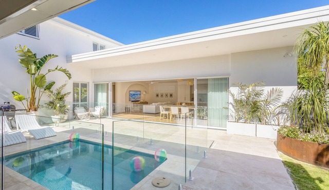 Amazing location and Luxury Dream House&heated Pool&Ev Charging