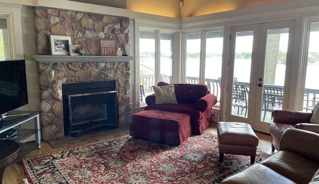 Amazing location on the St Lawrence River