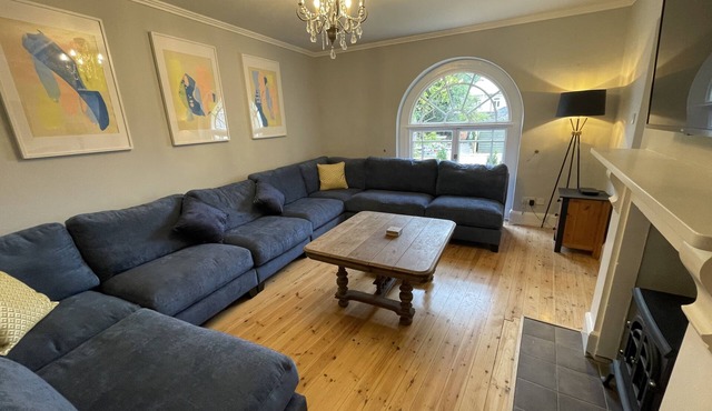 Amazing location large spacious 3 storey Georgian listed building sleeps 15