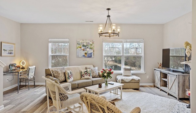 Amazing Location Near Cary/Morrisville/Apex Downtown, Close to RDU/RTP/Shopping