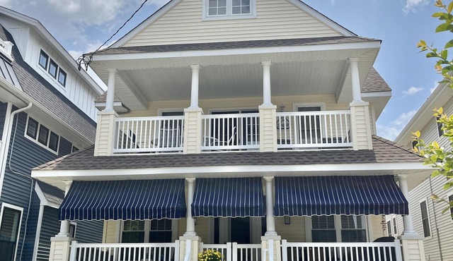 Amazing Location! PRIME location on Wesley. Includes Tags/Chairs/Umbrellas!