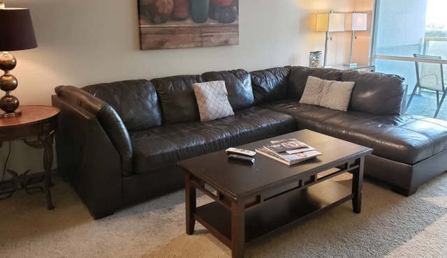 Amazing location, walk to the beach with amenities