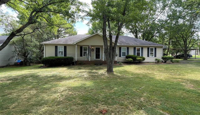 Amazing Location with Amazing Conveniences!nClose to 840 and I-24