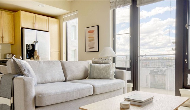 Amazing LoDo 1BR w/ Pool, W/D & BBQ, nr Union Station, by Blueground