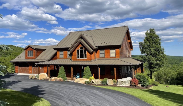 Amazing log home with views that abound!