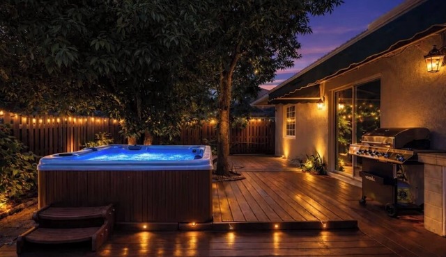Amazing Miami Home HOT-TUB/PINGPONG/POOL TABLE/BBQ/hammock/bonfire/
