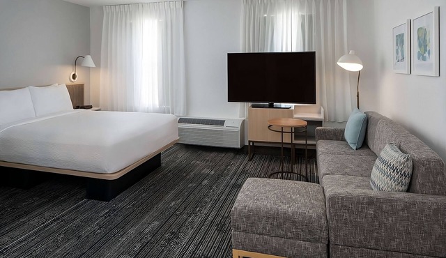 Amazing Modern Suite in an Excellent Location!
