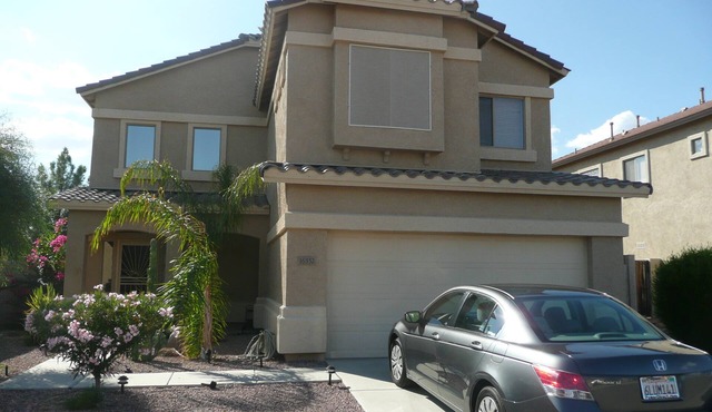 Amazing Mountain & Park views, Balcony, Spring Baseball. Pool/H Tub heat extra