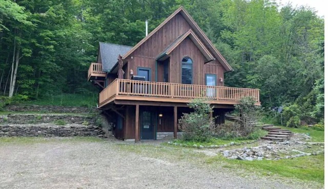 Amazing Mountain View Chalet 1 Minute from Slopes