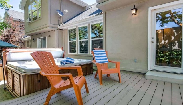 Amazing Mtn Location *Hot Tub *Fireplace *Foosball