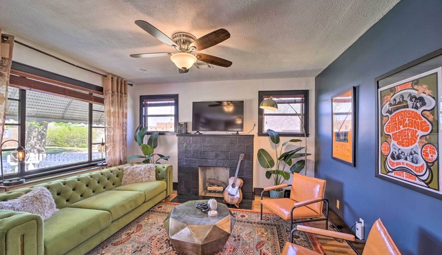 Amazing Musical Abode in Expo Square Neighborhood!