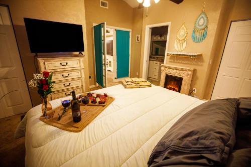 Amazing "NEW" Cottage Hot Tub Minutes To Beaches - Coastal Comfort Awaits