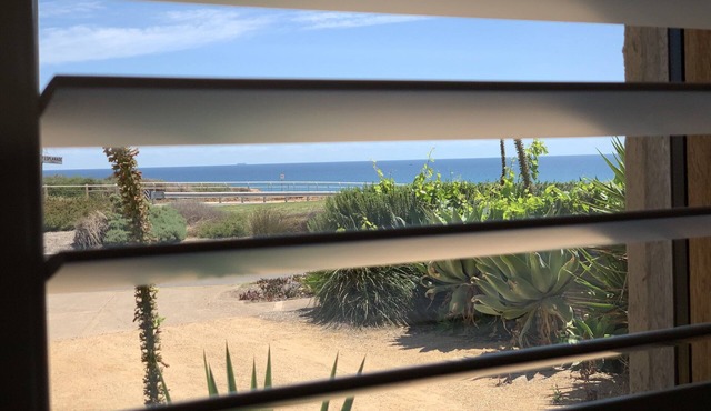 Amazing Ocean Front Studio - Sunsets, Breakfast, Water