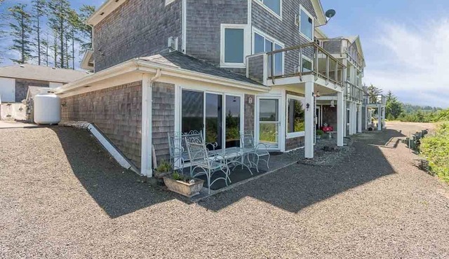 Amazing Ocean View, Pets Ok, Relaxing, Steps to beach (SeaLaView)