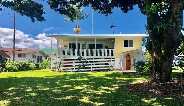 Amazing Ocean Views - Hilo Bay Cottage