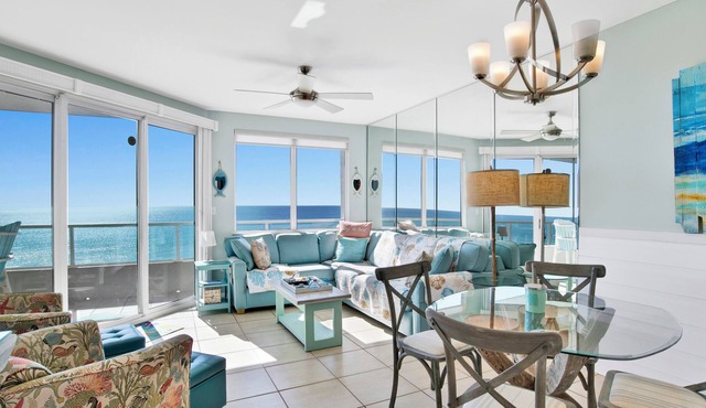 Amazing OCEANFRONT condo-Dog Friendly Silverbeach 603