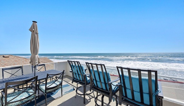Amazing Oceanfront View/location - Hot Tub - Multiple Primary Bedrooms