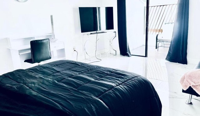 Amazing one bedroom shared home stay