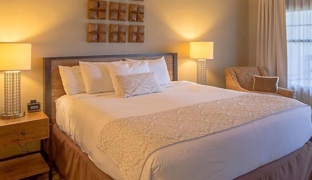 Amazing Paradise Point Resort in Hollister!