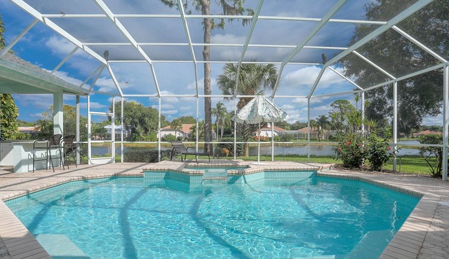 Amazing Pool, near Beach, Lakefront, Bahama Mama