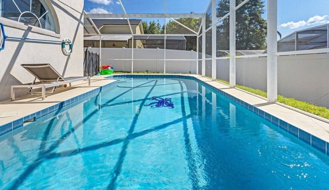 Amazing Pool - Spacious 3BR House near Disney