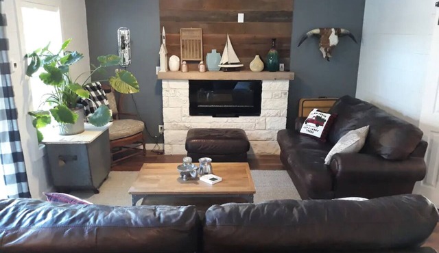 AMAZING PRIVATE GUEST HOME CLOSE TO EVERYTHING