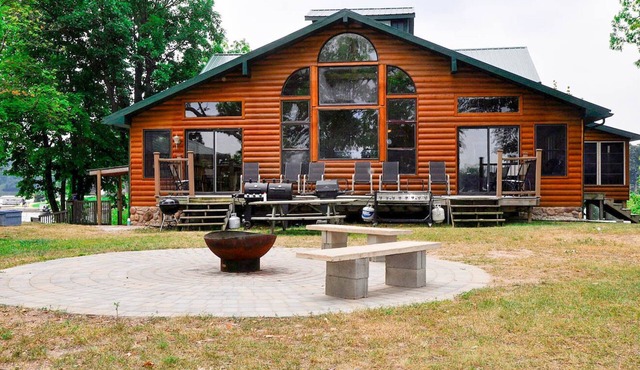 Amazing Private Island Getaway - Outstanding Privacy - Includes a Pontoon