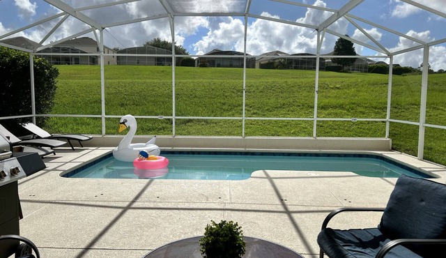 AMAZING private Pool Villa close to Disney