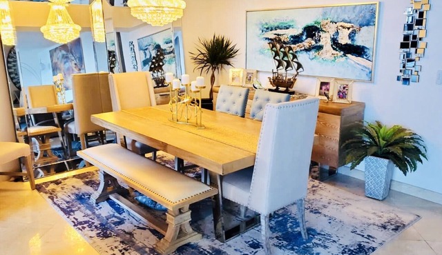 AMAZING PROPERTY AT BEST LOCATION ON FORT LAUDERDALE BEACH!