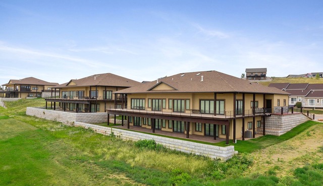 Amazing Property w/Large Deck, Big Black Hills Views, Spacious Open Plan!
