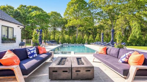 Amazing Sagaponack Estate Minutes to Gibson Beach and Wolffe