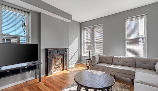 Amazing Soulard STL Unit, 713a