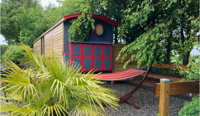 Amazing Stacaravan In Gommenec H