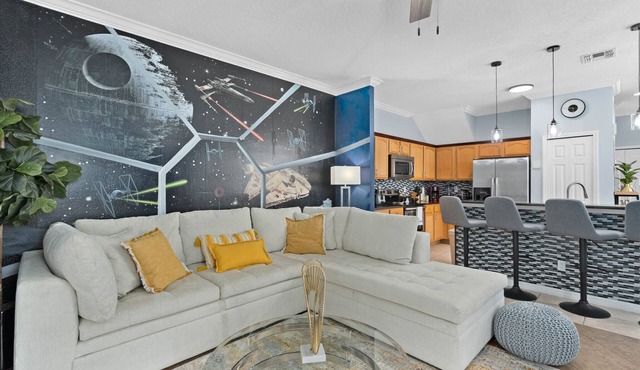 Amazing Star Wars 3Bd 3 Ba Home + Heated Pool + Free BBQ Grill + Disney 8.9mi