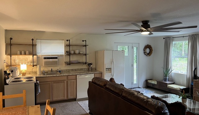 Amazing studio a stones throw from a lake