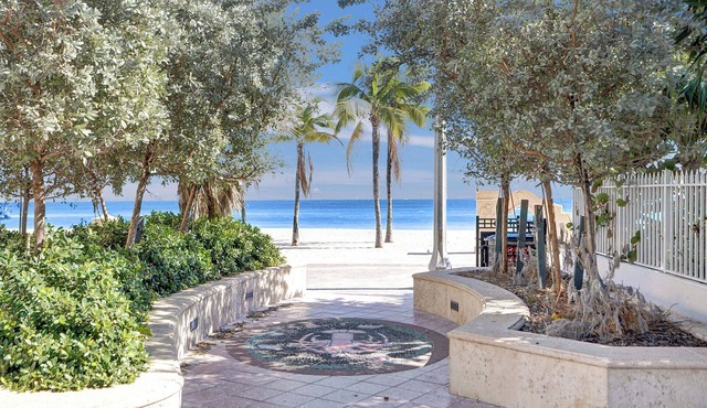 Amazing Studio at Hollywood Beach