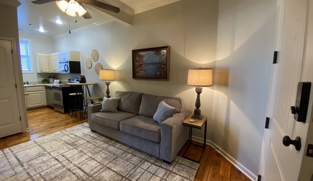 Amazing Suite nestled in downtown Corinth