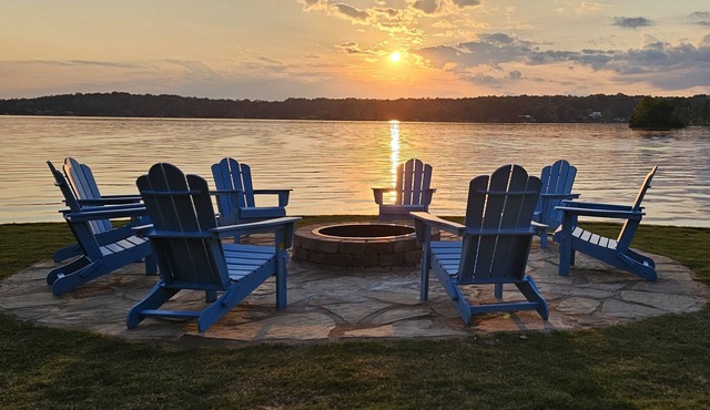 Amazing Sunset Views - Handicap Accessible