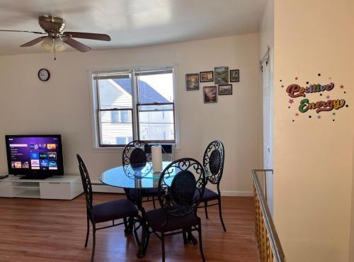 Amazing three bedrooms Apartment near EWR and NYC