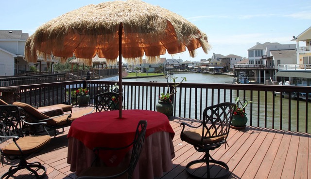 Amazing Tiki House
