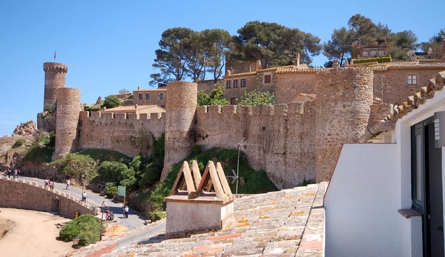 AMAZING TRIPLEX SEA VIEWS in TOSSA