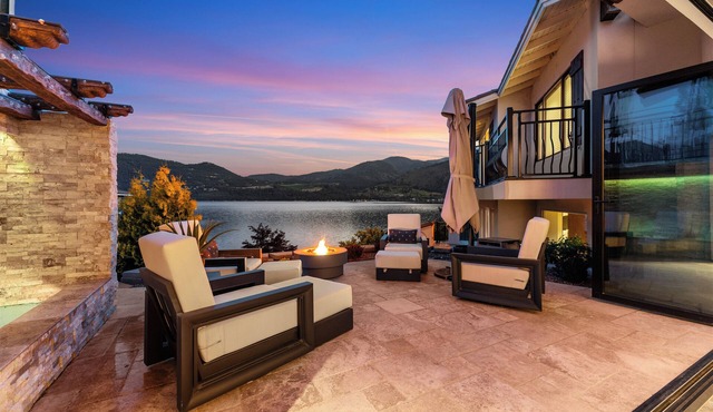 Amazing Ultra Luxury Tuscany Style Lakefront Villa, Two Primaries with En Suites