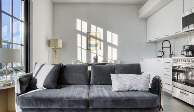 Amazing Union Market 1BR w/Gym & W/D, steps to Metro, by Blueground