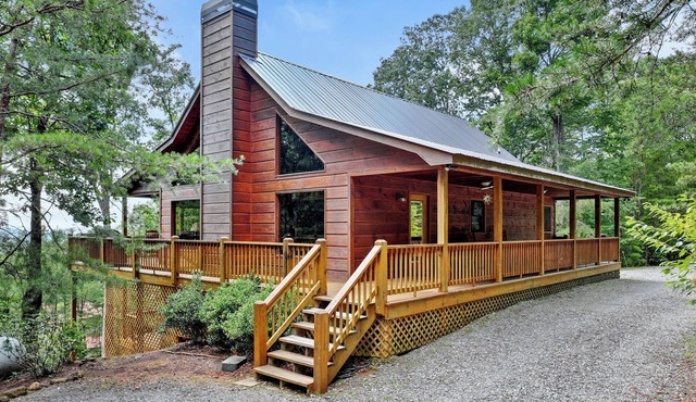 Amazing View, Hot Tub, Game Room, Pet Friendly