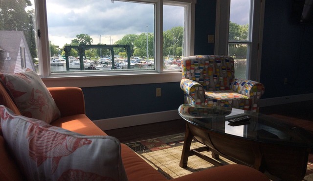 Amazing view of Seneca Lake, close to wine trail and water activities