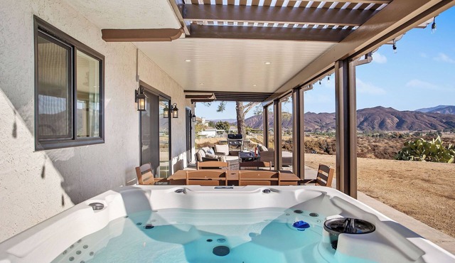 Amazing View Villa in Temecula Wine Country! Well Designed, Fire Pit & Hot Tub!