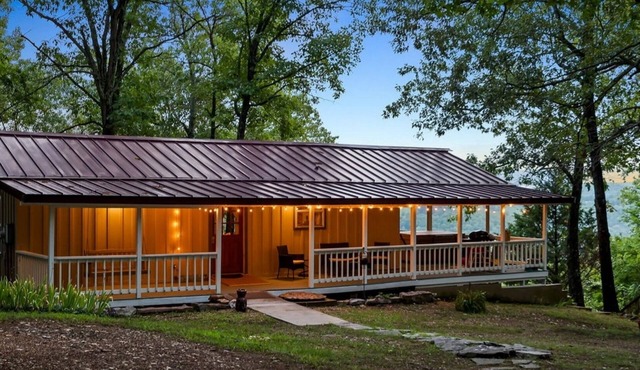 Amazing View with hot tub