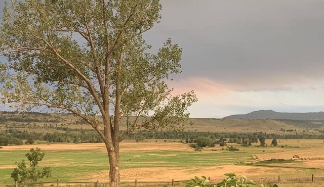 Amazing Views, Family-Friendly 4 Bdrm Boulder Townhome Open Space, 10mns Dntown!