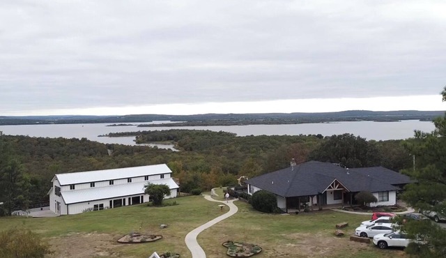 Amazing Views, Fire Pit, Lake 5 Mins away, ATV Friendly! Summer Specials!